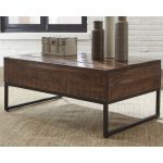 T842 Hirvanton Cocktail table