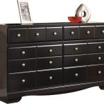 B271-31	Shay Dresser